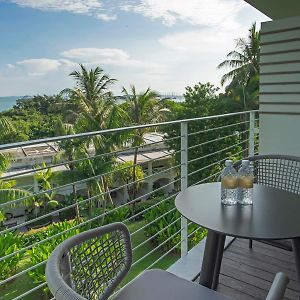 Premier Balcony Room